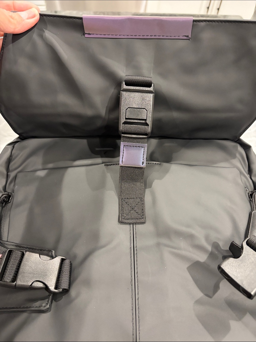 Brand New in package AIBAG laptop backpack. - Picture 9 of 13